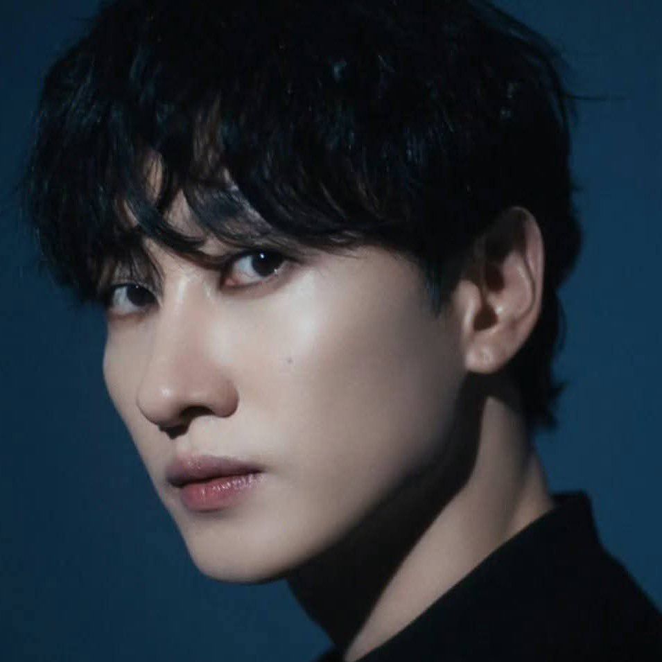 Latest photo of Eunhyuk (Super Junior)