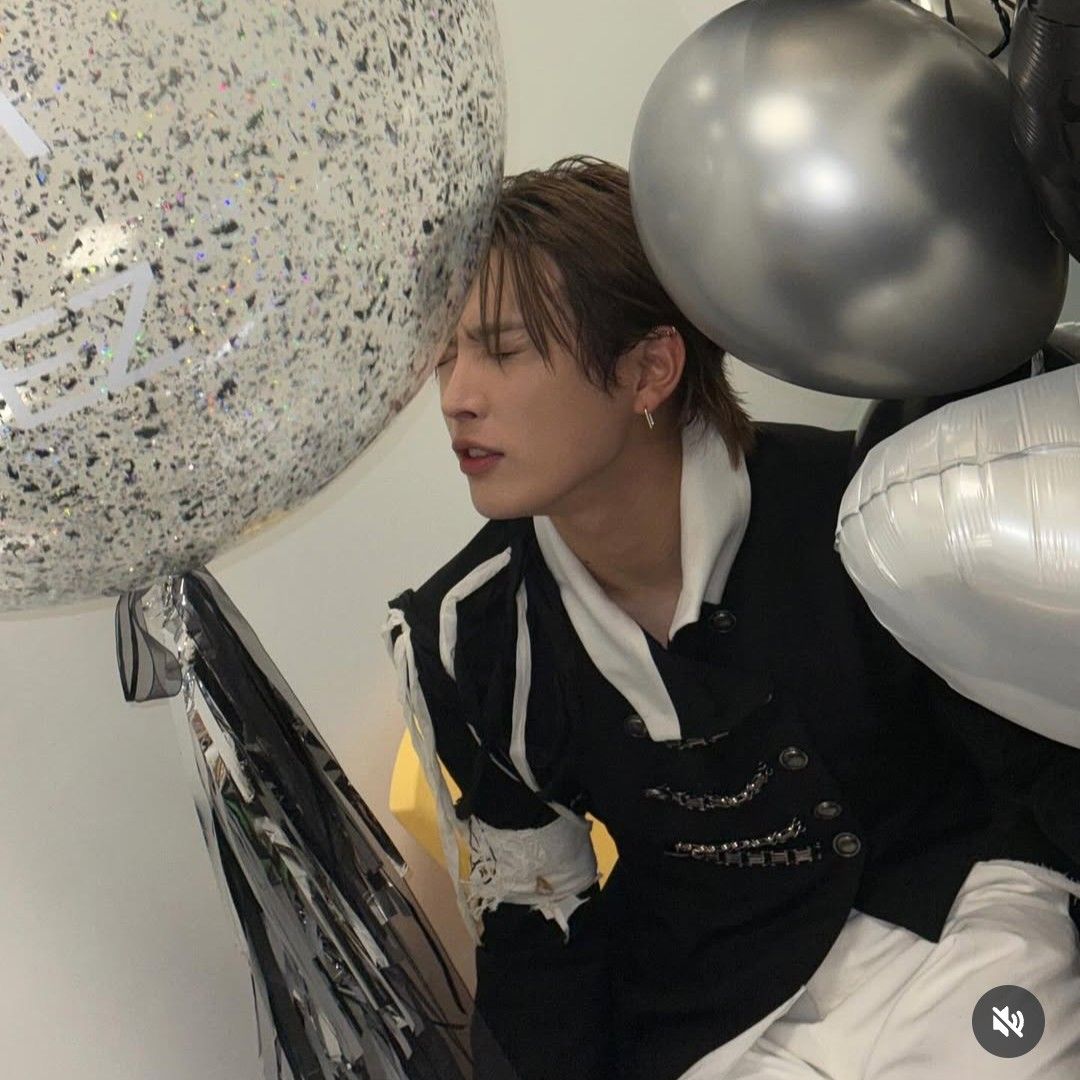 Recent activity shot of ATEEZ