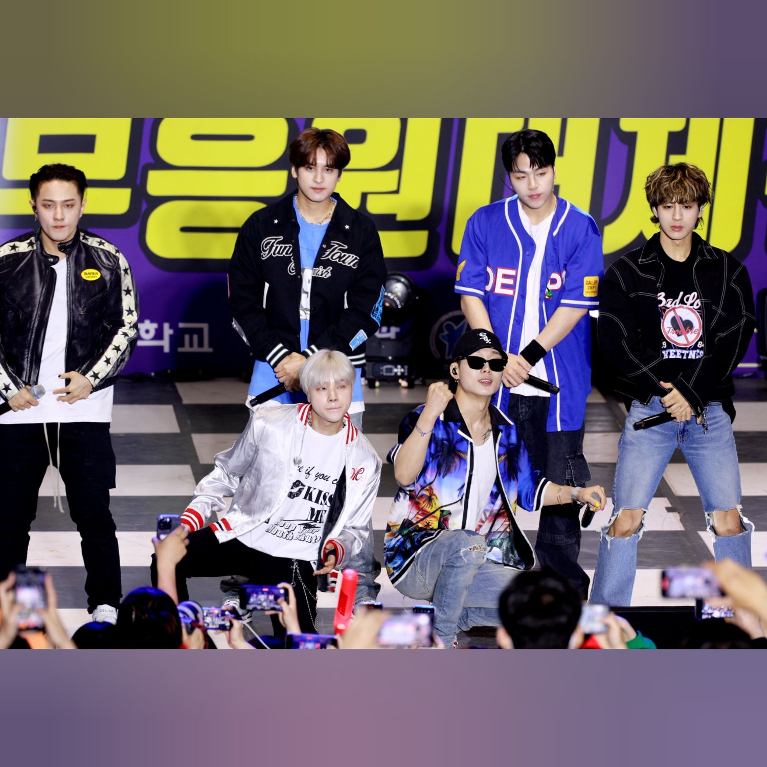 A moment captured by iKON's fan