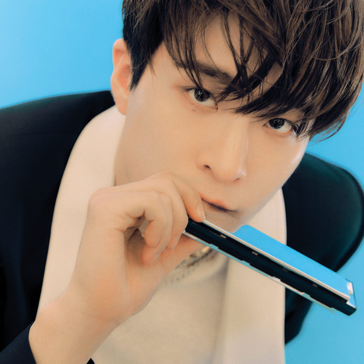 Behind-the-scenes cut of Youngjae (GOT7)