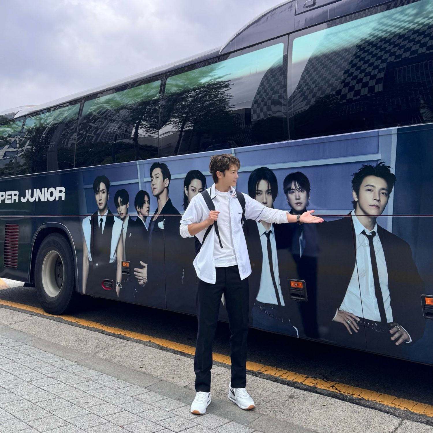 Latest photo of Super Junior