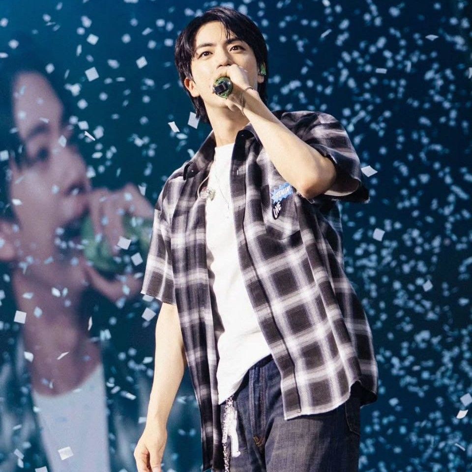 A moment captured by Jin (BTS)'s fan