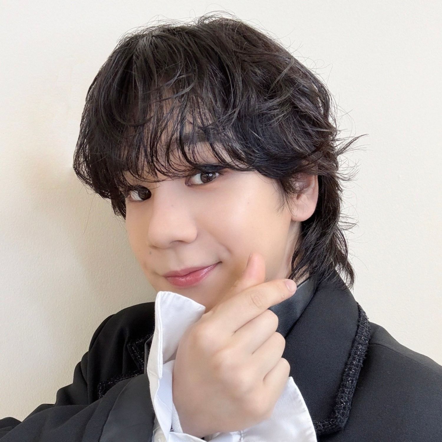 Recent activity shot of Mamehara Issei (JO1)