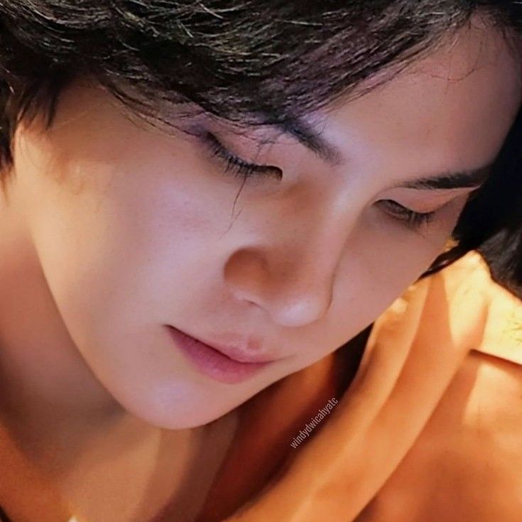 SUGA (防弹少年团)的幕后花絮