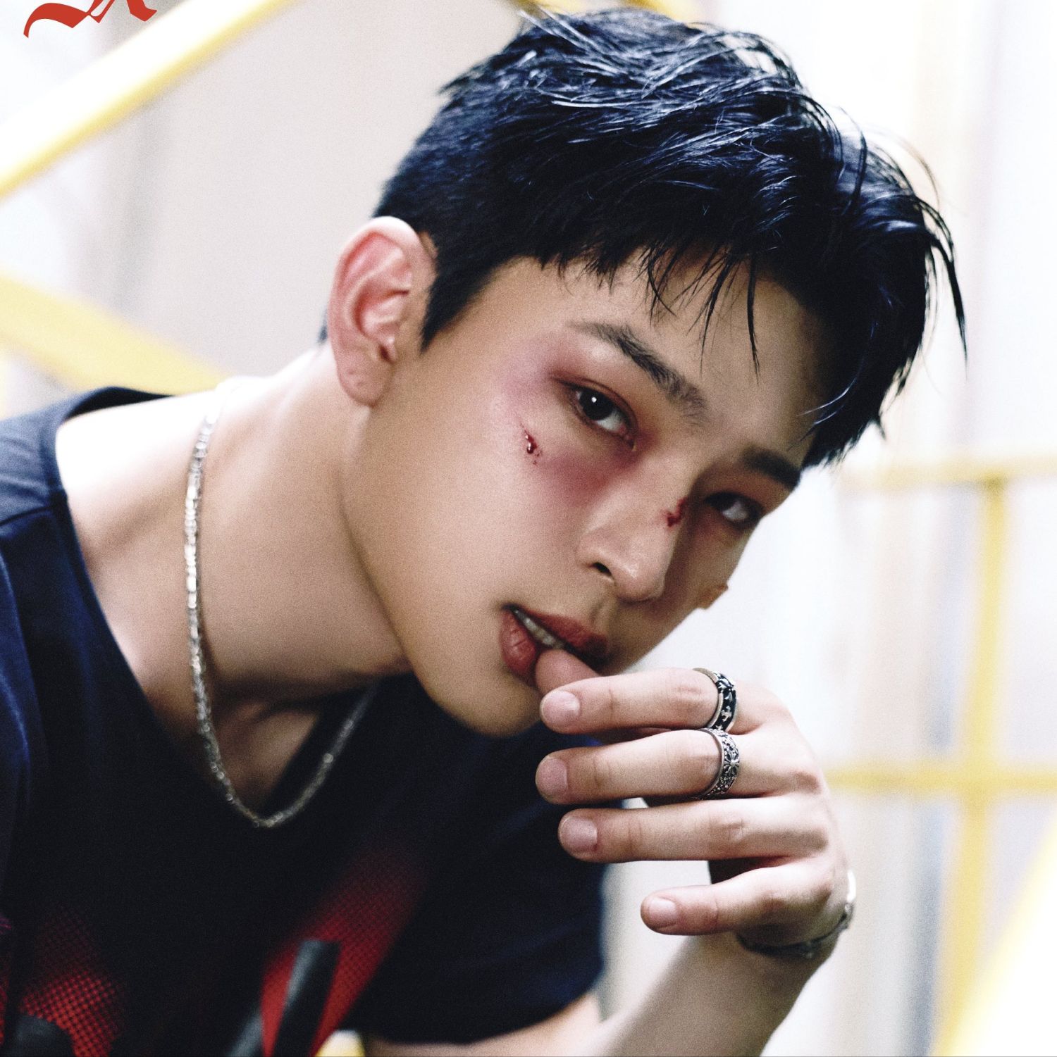 Recent activity shot of LEE DO (ONEUS)