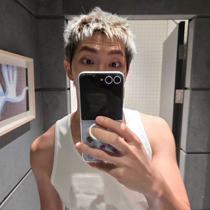 Latest photo of RM (BTS)