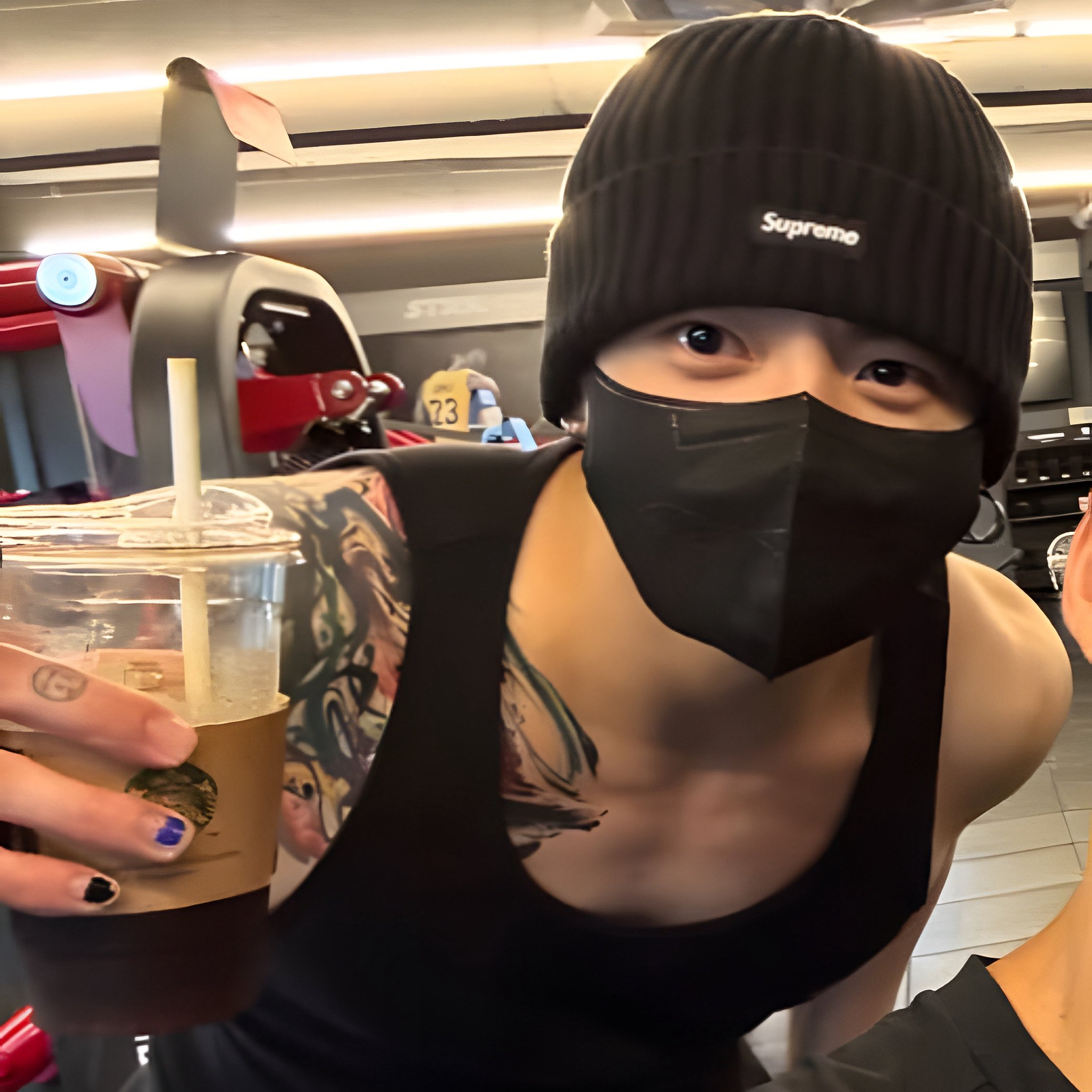 柾国 (防弹少年团)的最新活动照片