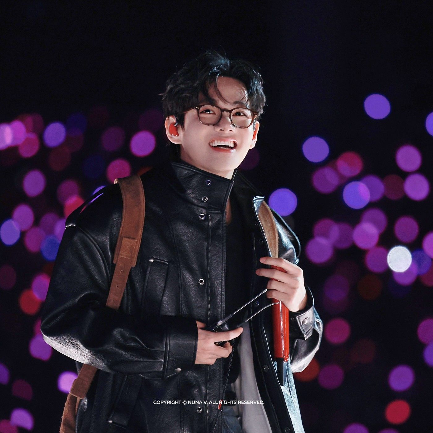 A moment captured by V (BTS)'s fan