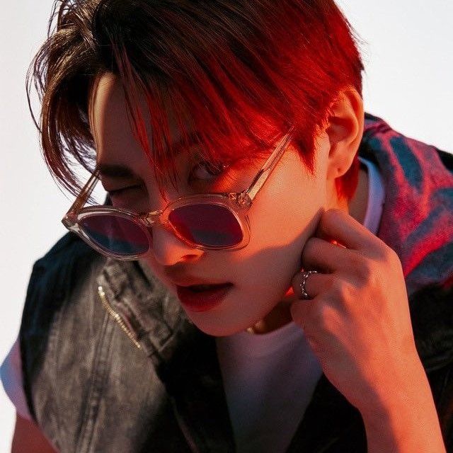 Recent activity shot of Hongjoong (ATEEZ)
