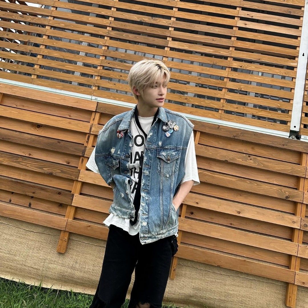 Latest photo of Jihoon (TWS)