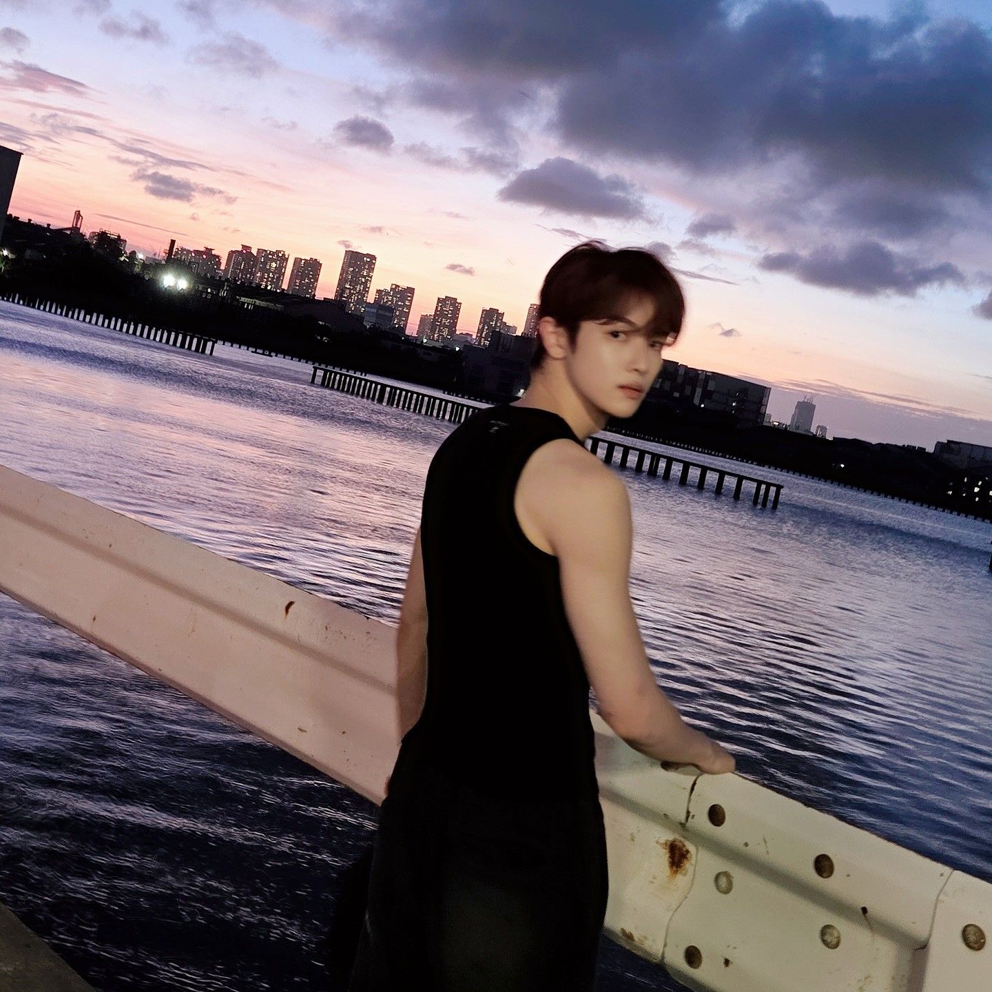 Latest photo of Sungchan (RIIZE)