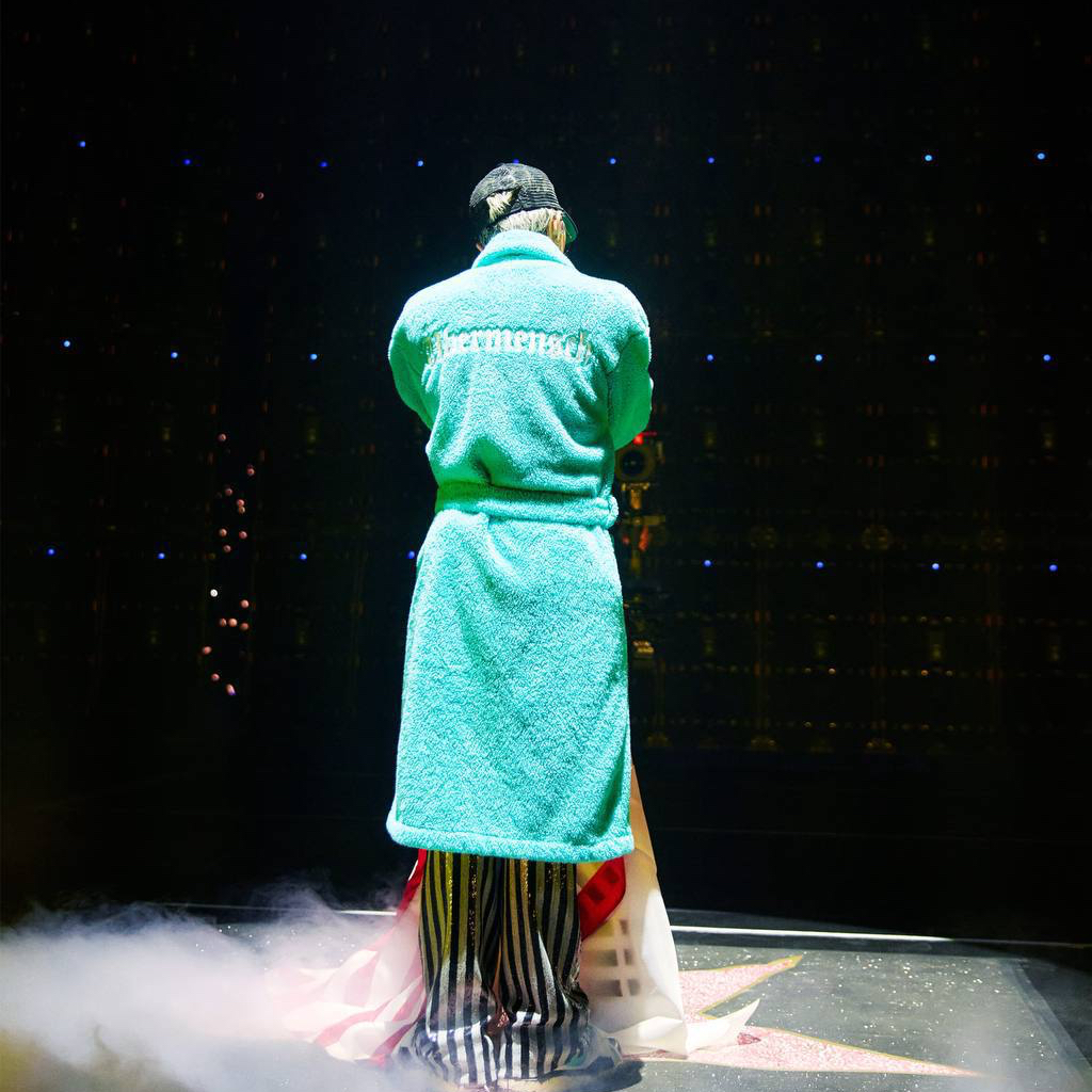 A moment captured by G-DRAGON (BIGBANG)'s fan