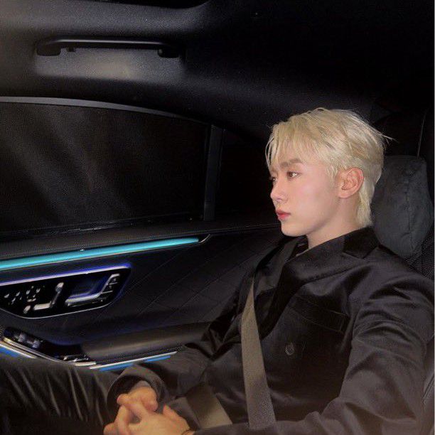 A moment captured by Seungkwan (SEVENTEEN)'s fan