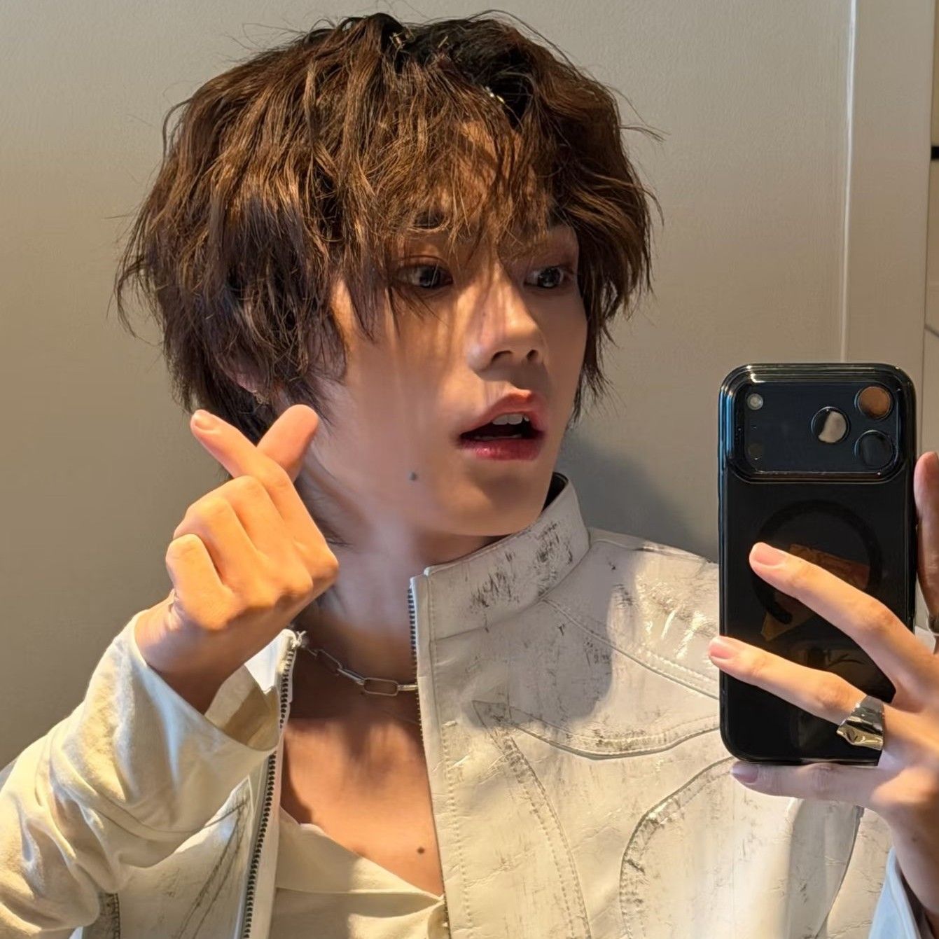 A moment captured by Xiong (NexT1DE)'s fan