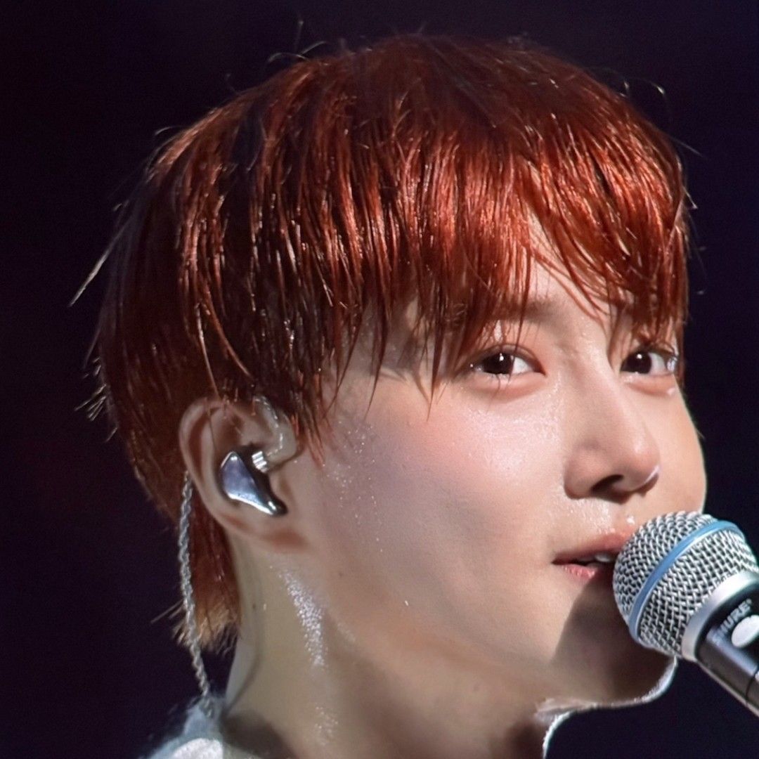 Latest photo of Suho (EXO)