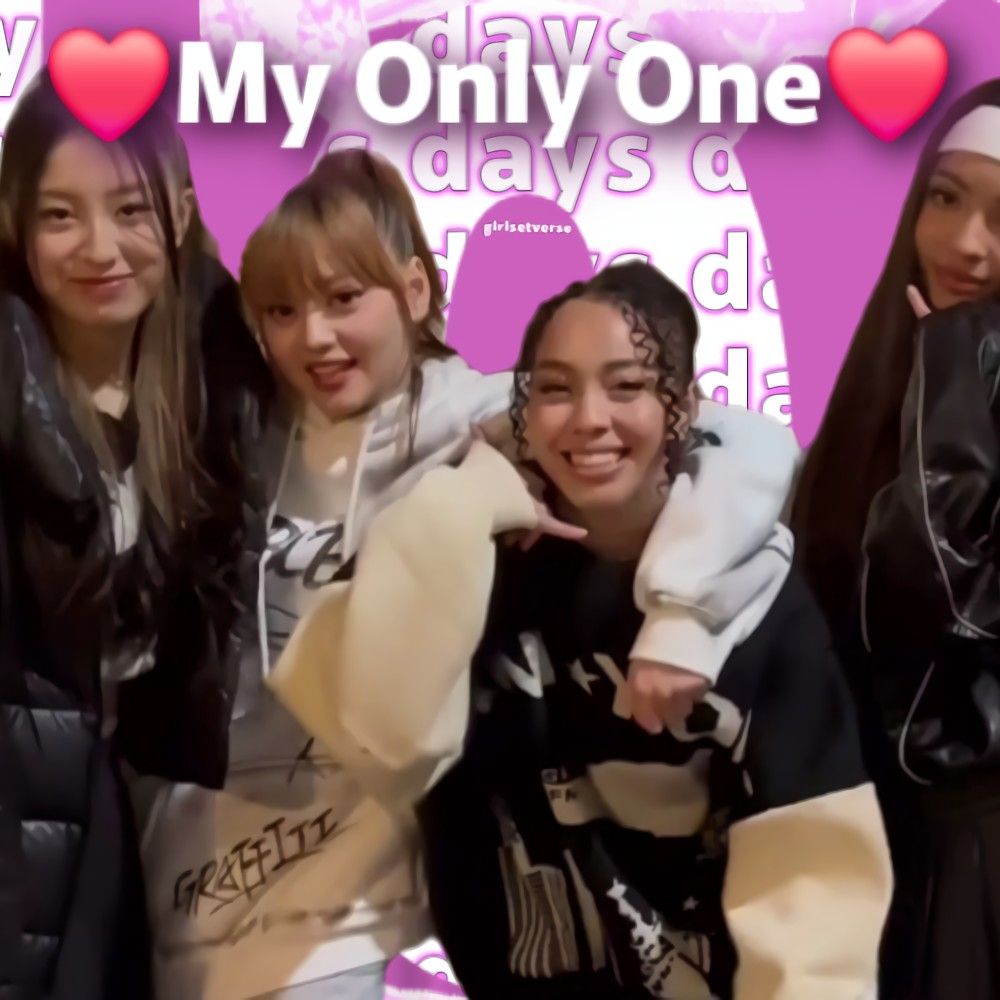 A moment captured by GIRLSET's fan