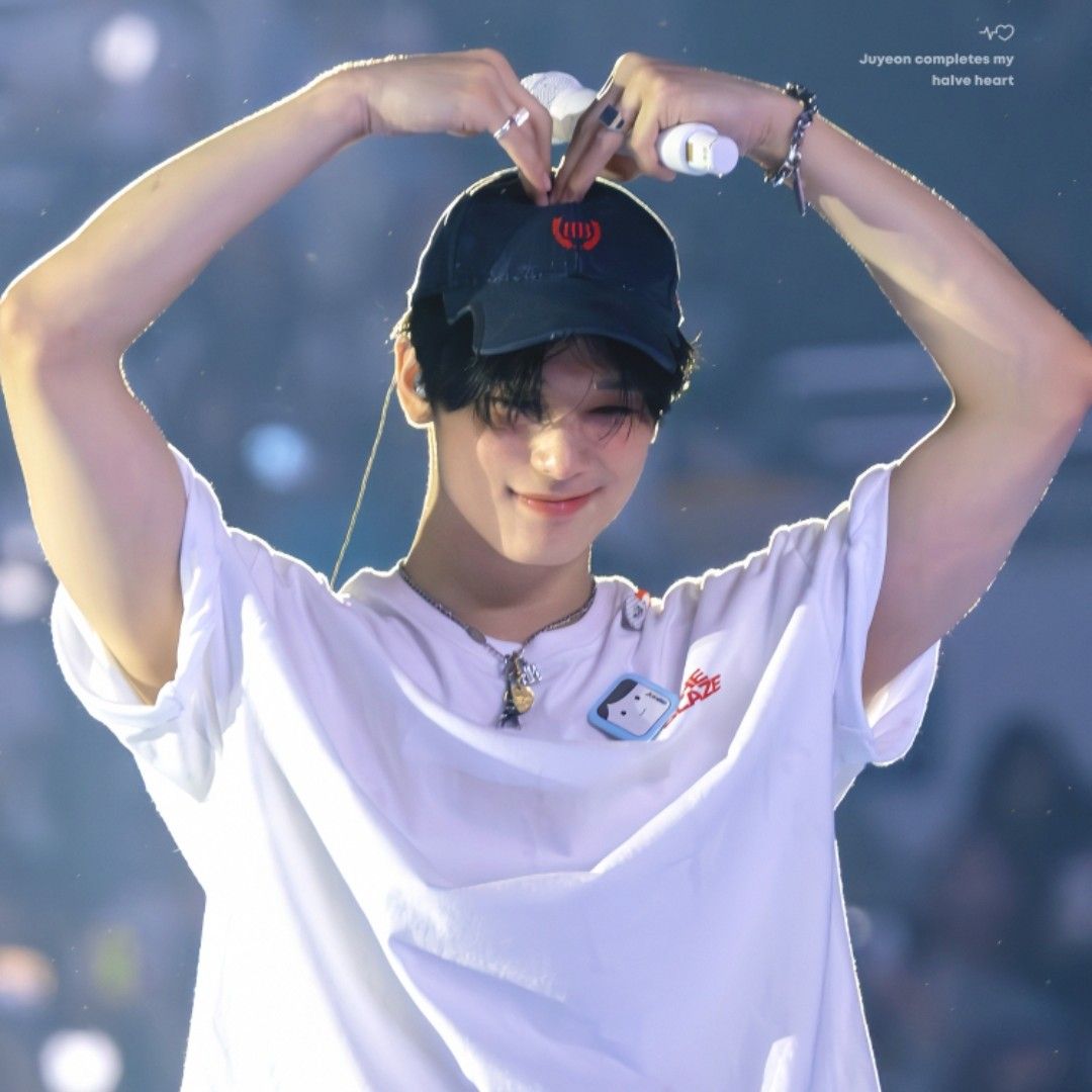 Recent activity shot of Juyeon (THE BOYZ)