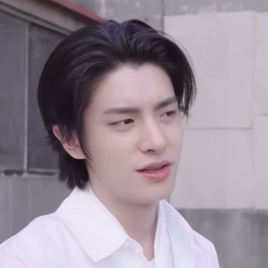 Latest photo of Jake (ENHYPEN)