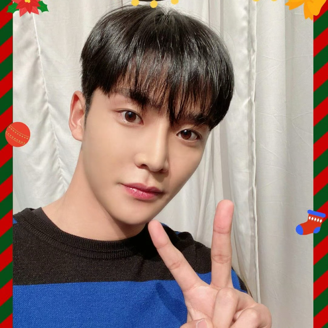 Latest photo of Rowoon