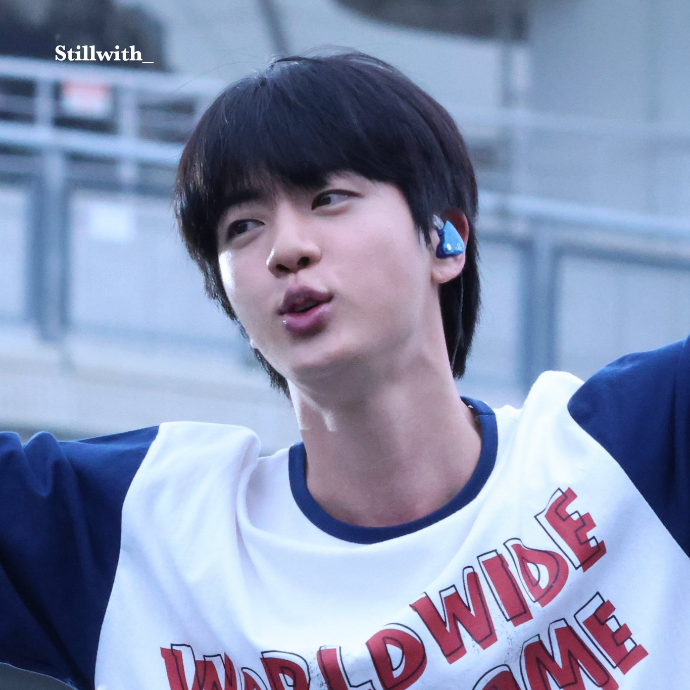 Foto terbaru Jin (BTS)