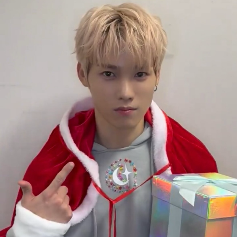 Foto aktivitas terbaru Kimura Masaya (INI)