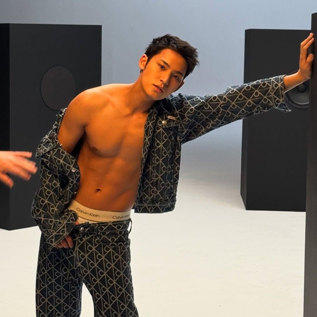 A moment captured by Mingyu (SEVENTEEN)'s fan