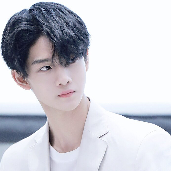 Recent activity shot of Bae Jinyoung