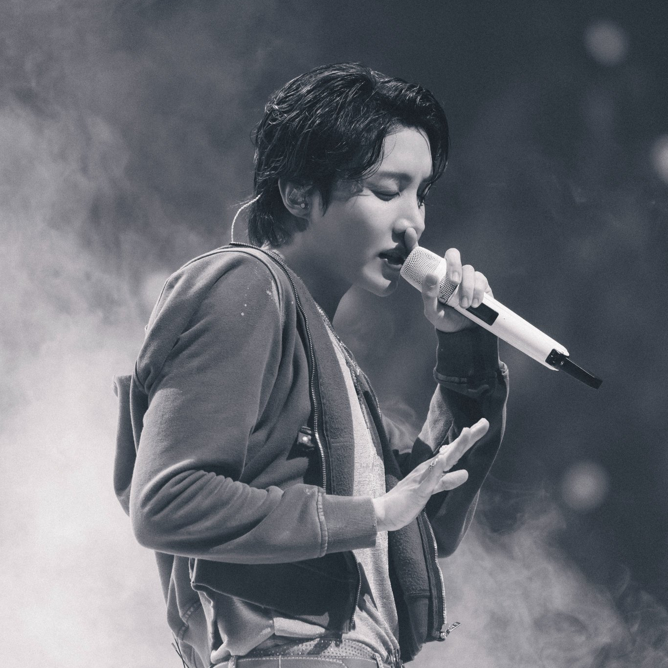 Behind-the-scenes cut of j-hope (BTS)