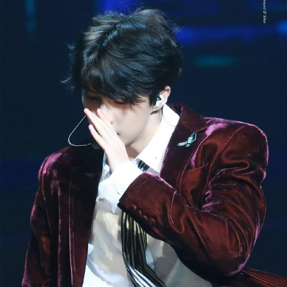 Foto aktivitas terbaru Sehun (EXO)