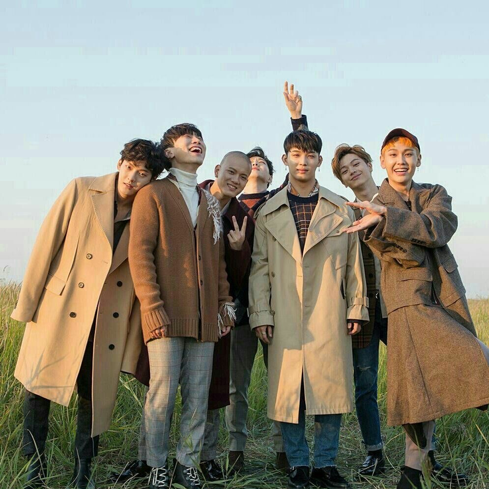 A moment captured by BTOB's fan