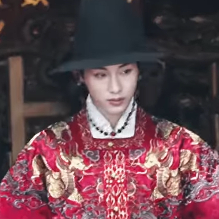 Recent activity shot of WINWIN (WayV)