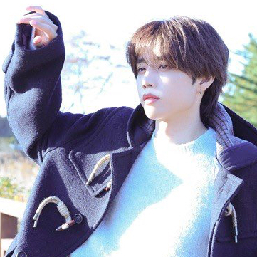 善旴 (THE BOYZ)的最新活动照片