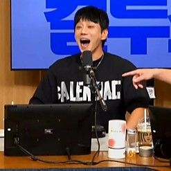 Recent activity shot of Hwang Chiyeol