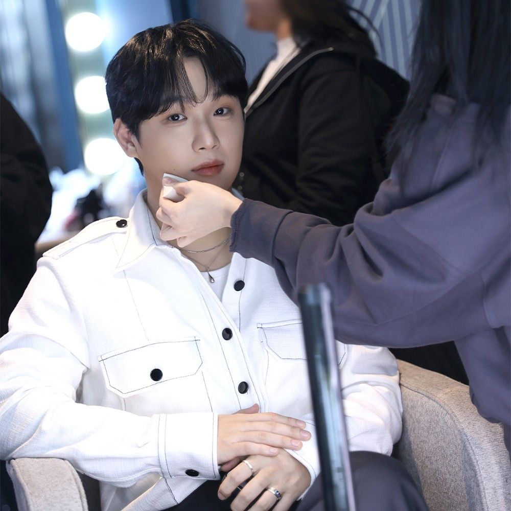 Latest photo of Lim Hyunsik (BTOB)