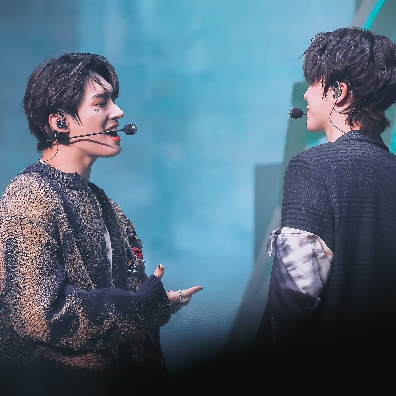 에이티즈 최근 활동샷