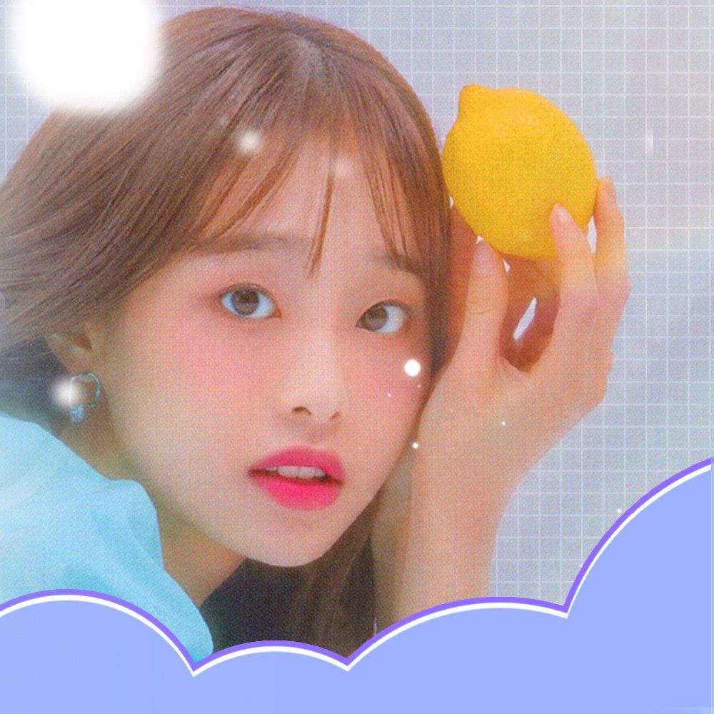 Latest photo of Chuu