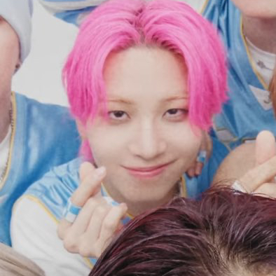 Recent activity shot of Kawashiri Ren (JO1)