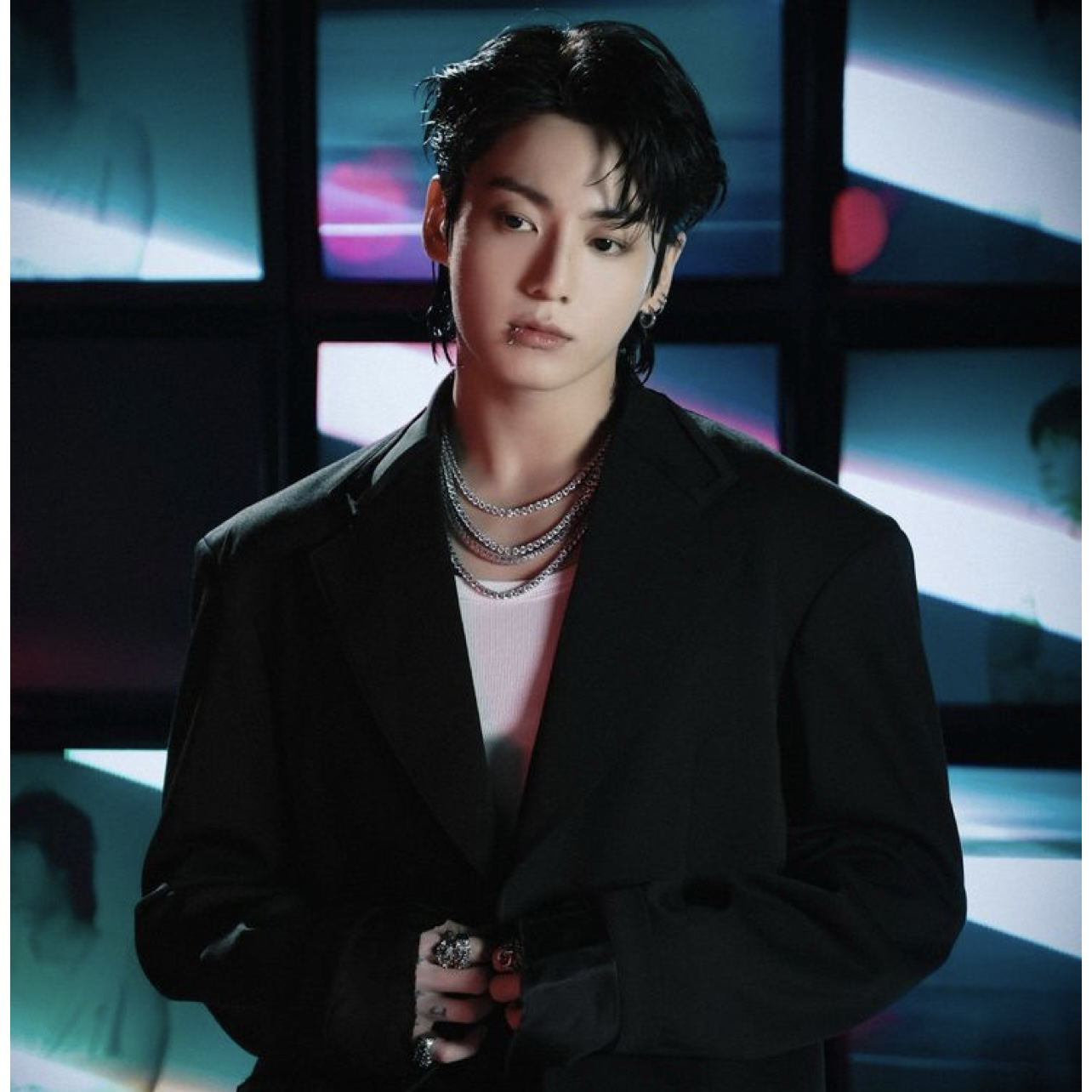 Popular K-POP post loved by fans