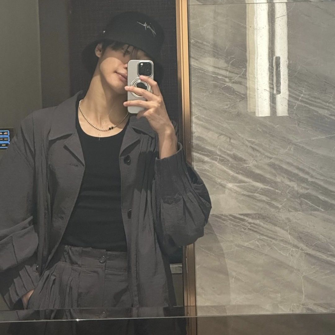 Latest photo of Seonghwa (ATEEZ)