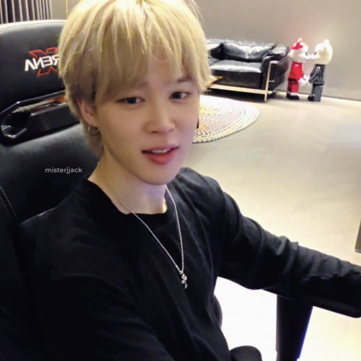 Momen yang diabadikan oleh penggemar Jimin (BTS)