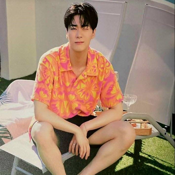 A moment captured by Moonbin (ASTRO)'s fan