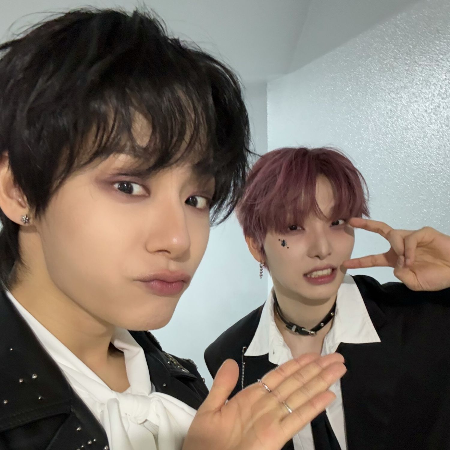 A moment captured by Seoho (ONEUS)'s fan