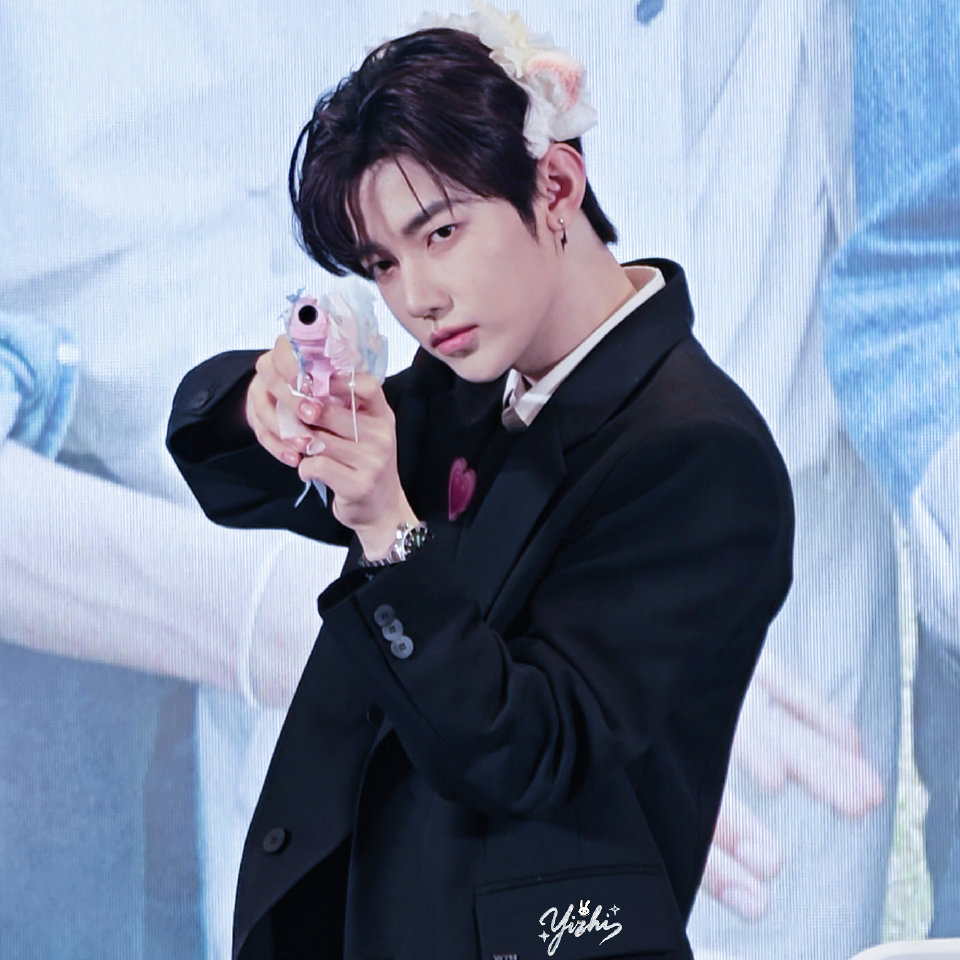 Recent activity shot of Zhang Hao (ZEROBASEONE)