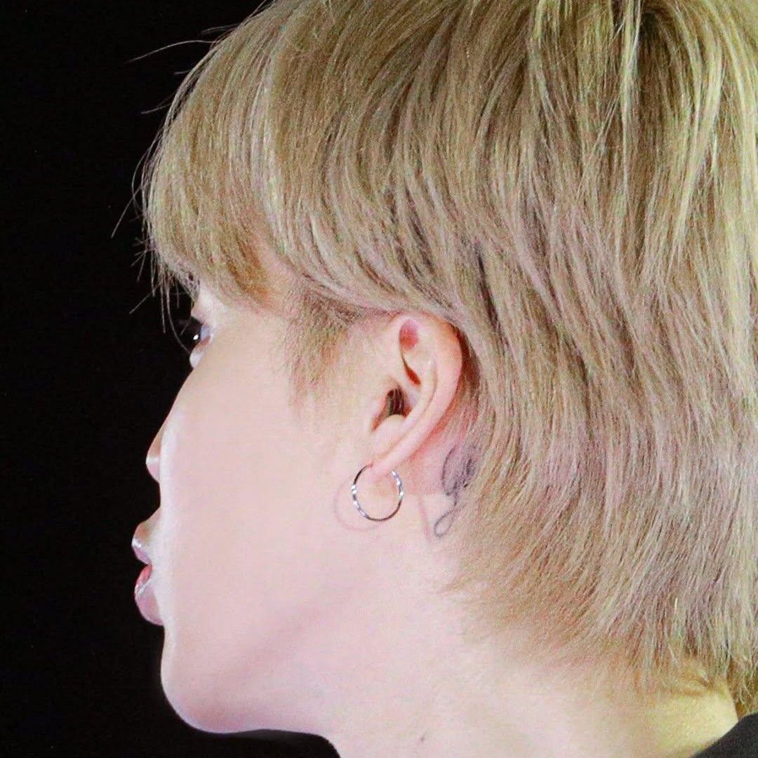 智旻 (防弹少年团)的最新活动照片