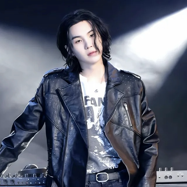 A moment captured by SUGA (BTS)'s fan