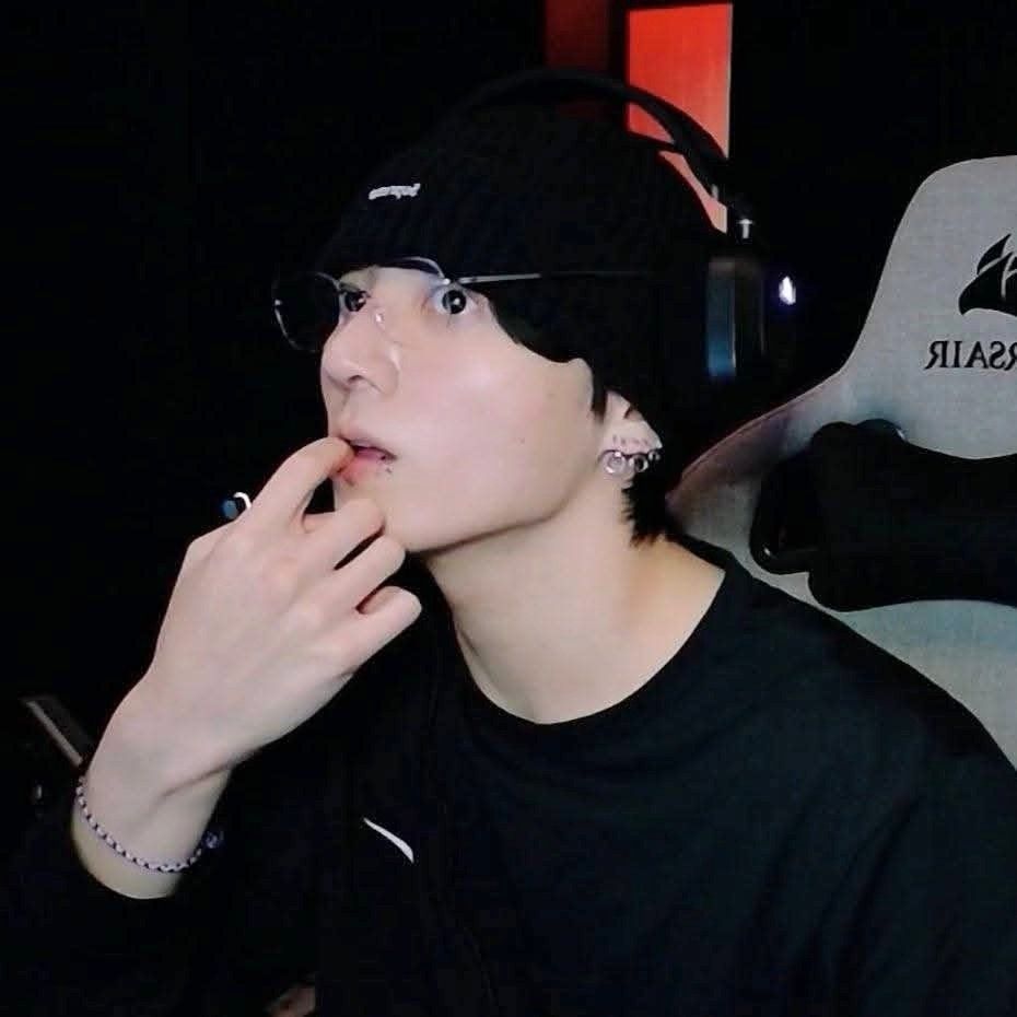 정국 (방탄소년단)의 최신 사진