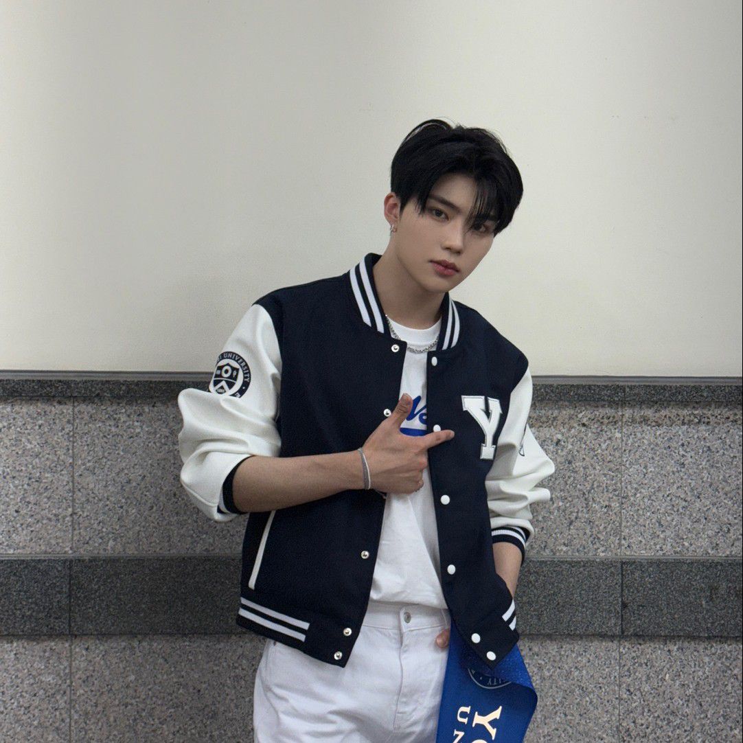Behind-the-scenes cut of Park Gunwook (ZEROBASEONE)