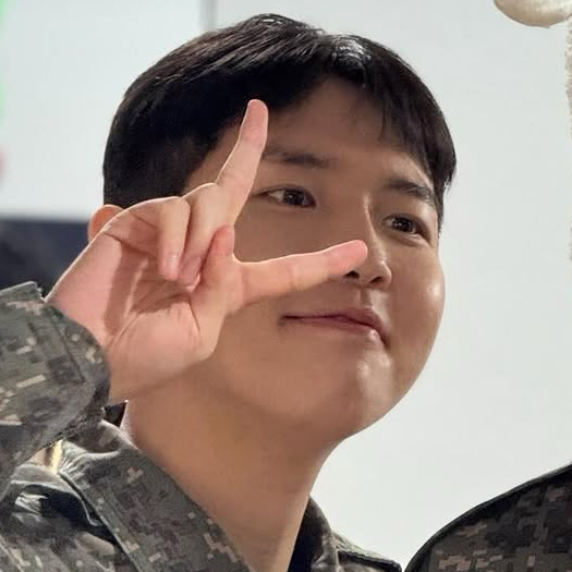 Potret di balik layar Kim Jaehwan