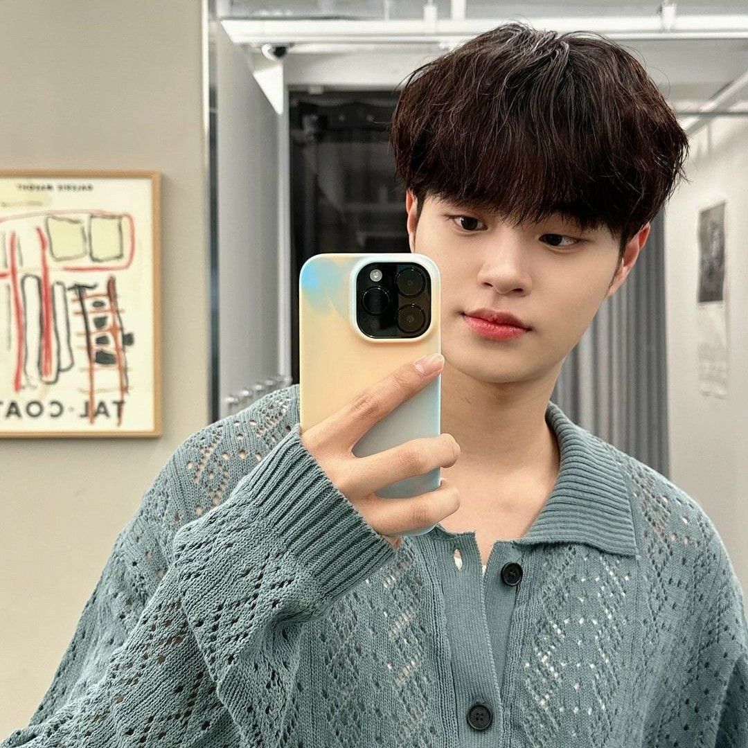 Foto terbaru Lee Daehwi (AB6IX)