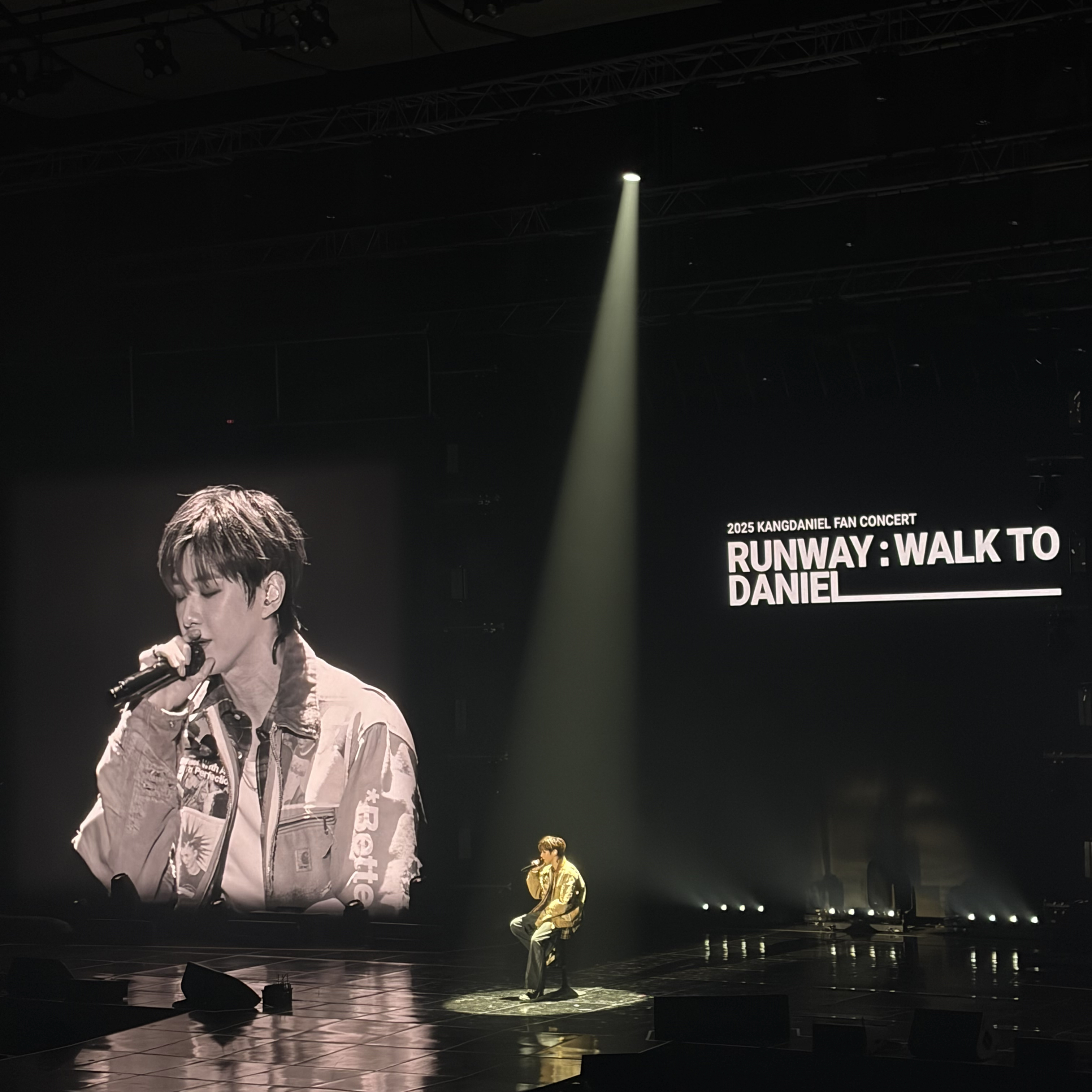 Momen yang diabadikan oleh penggemar Kang Daniel